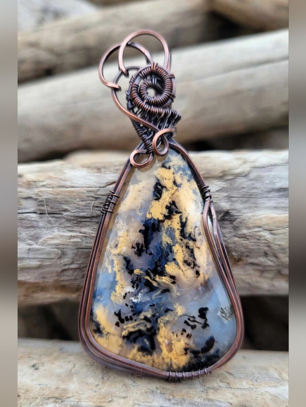 Handcrafted Designer Dendritic Honey Agate Pendant Necklace